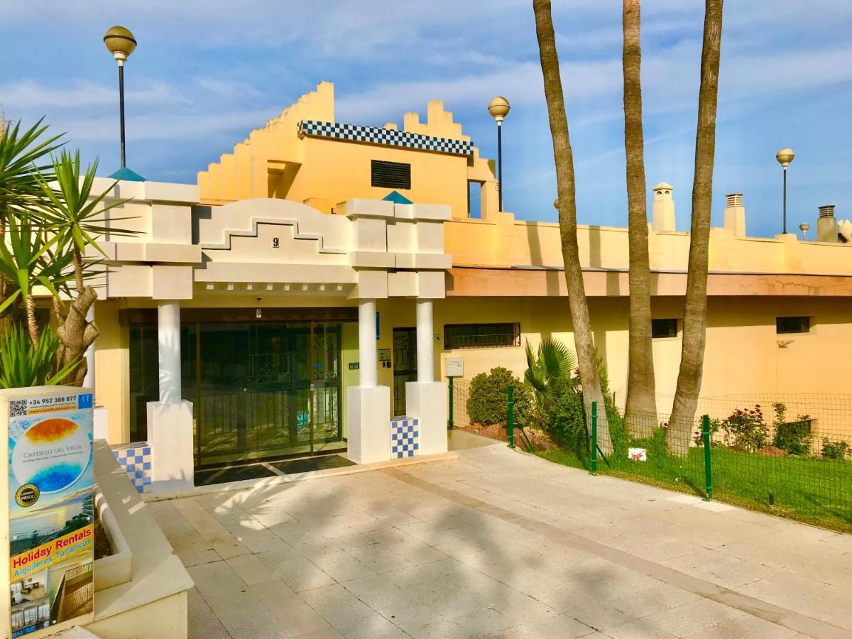 Apartamentos Turisticos Castillo Del Vigia Torremolinos Exteriör bild