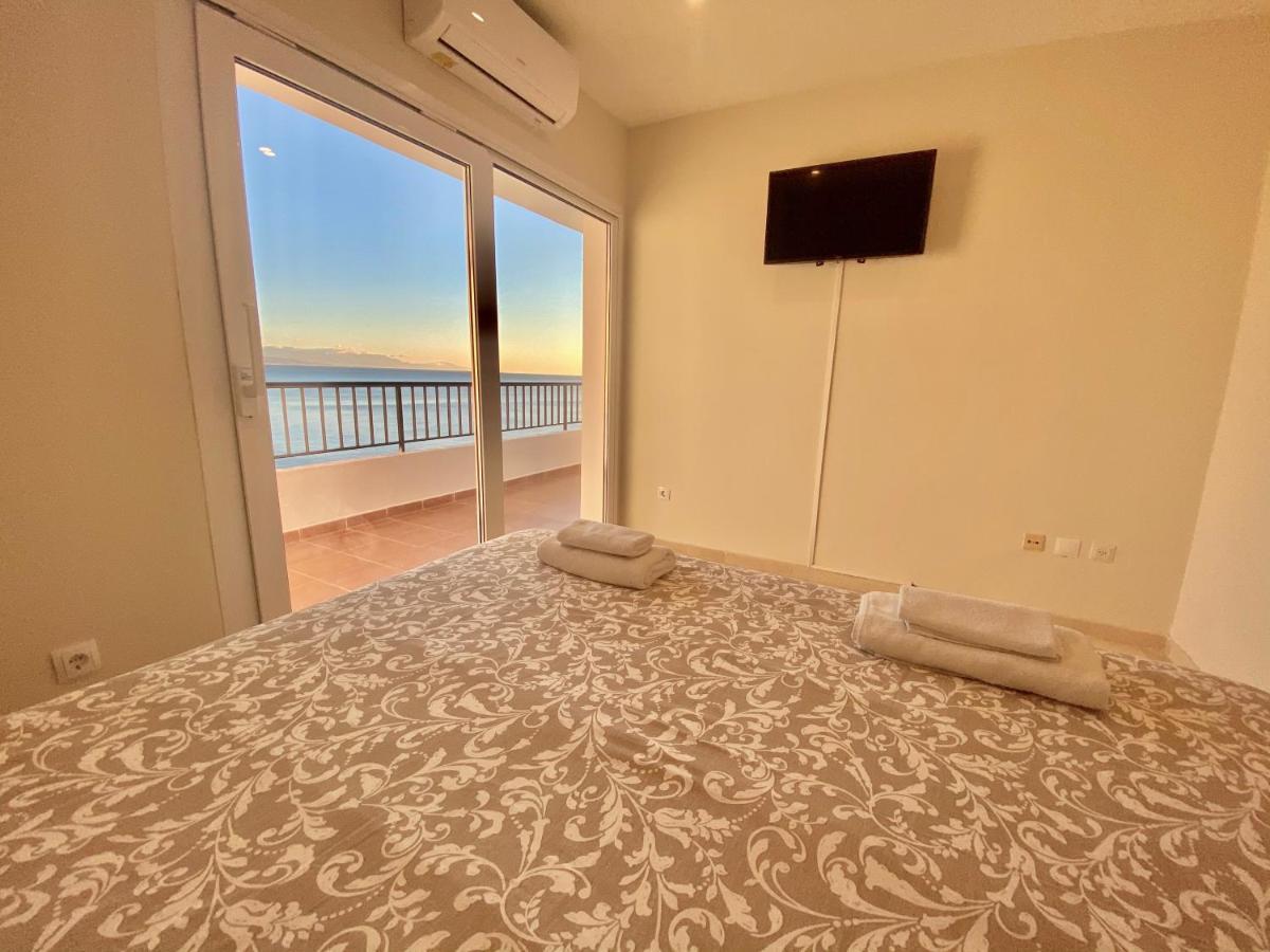 Apartamentos Turisticos Castillo Del Vigia Torremolinos Exteriör bild